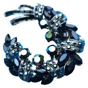 Black Rhinestone Brooch Silvertone Metal 2-5/8" x 2"